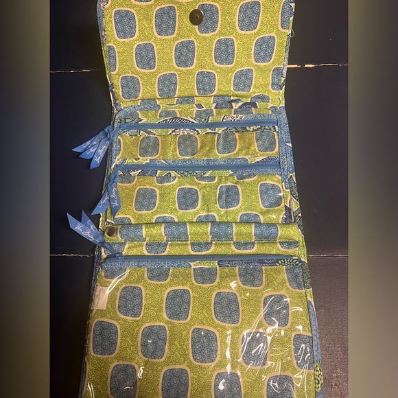 Vera Bradley Travel Jewelry Bag - Picture 7 of 8